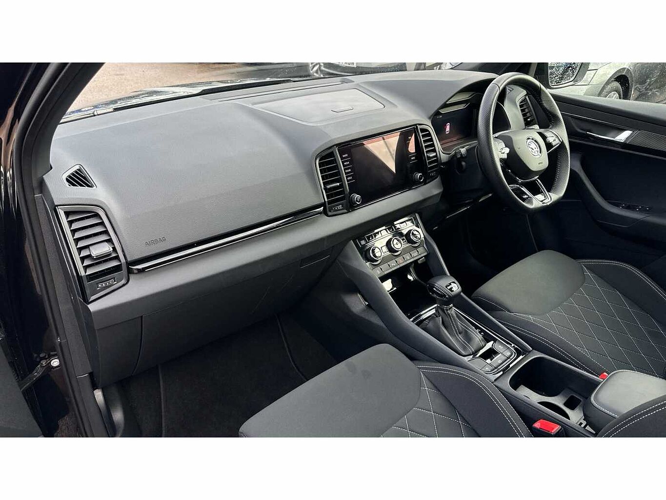 SKODA Karoq SUV 2.0 TSI (190ps) 4X4 SportLine DSG