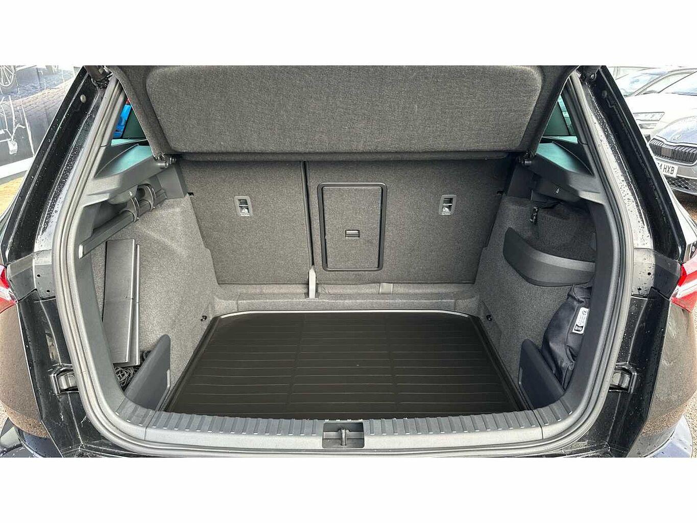SKODA Karoq SUV 2.0 TSI (190ps) 4X4 SportLine DSG