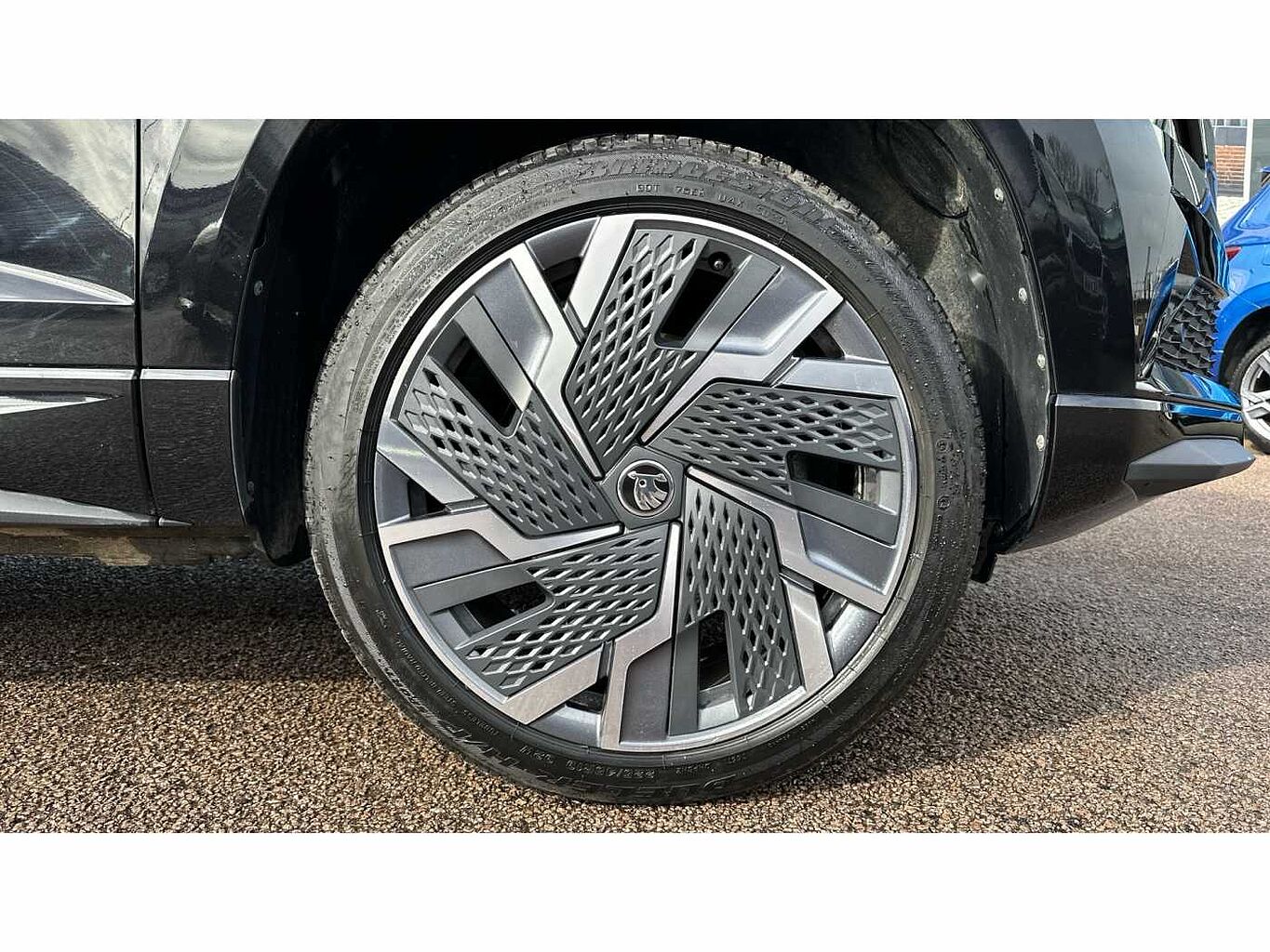 SKODA Karoq SUV 2.0 TSI (190ps) 4X4 SportLine DSG