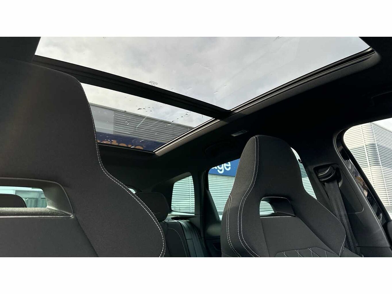 SKODA Karoq SUV 2.0 TSI (190ps) 4X4 SportLine DSG
