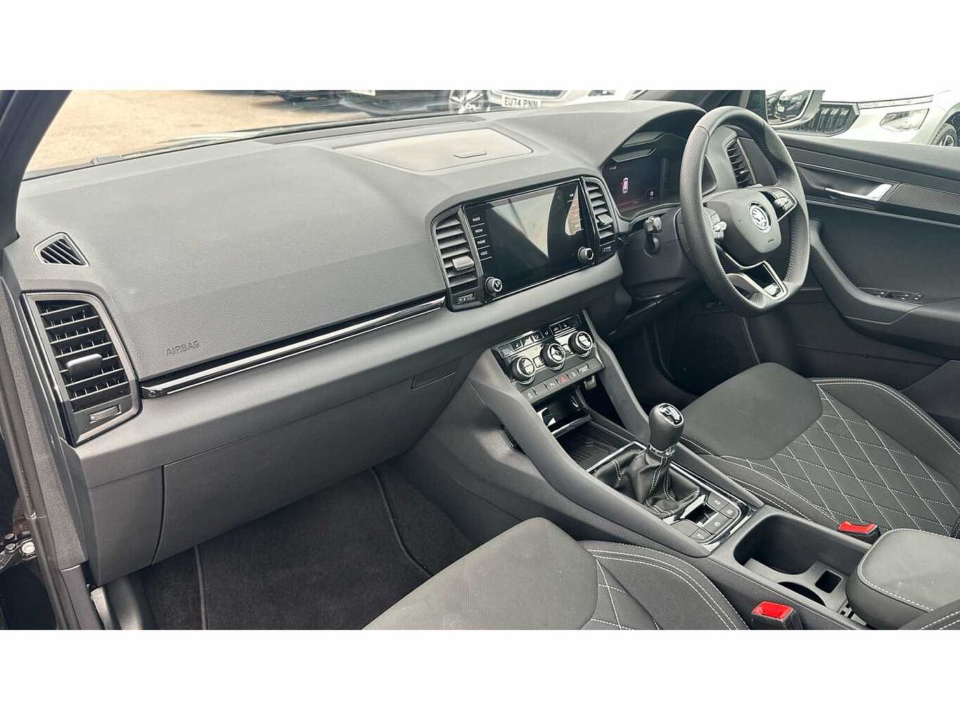 SKODA KAROQ 1.5 TSI Sportline 5dr