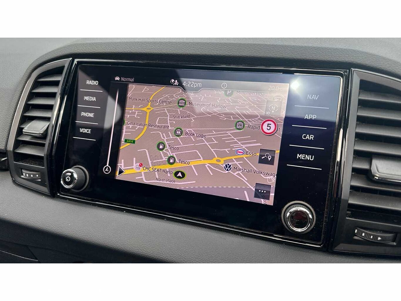 SKODA KAROQ 1.5 TSI Sportline 5dr