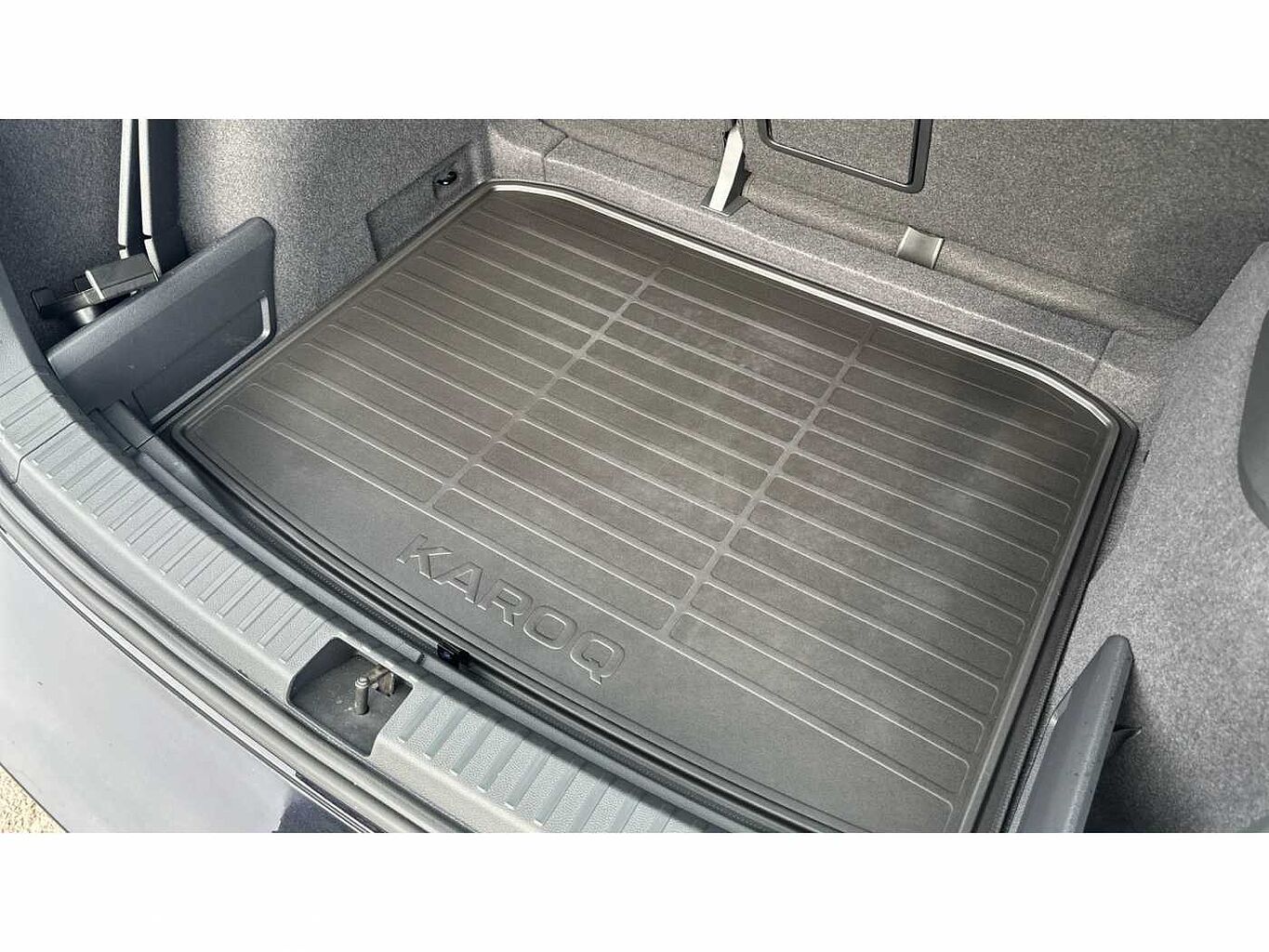 SKODA KAROQ 1.5 TSI Sportline 5dr