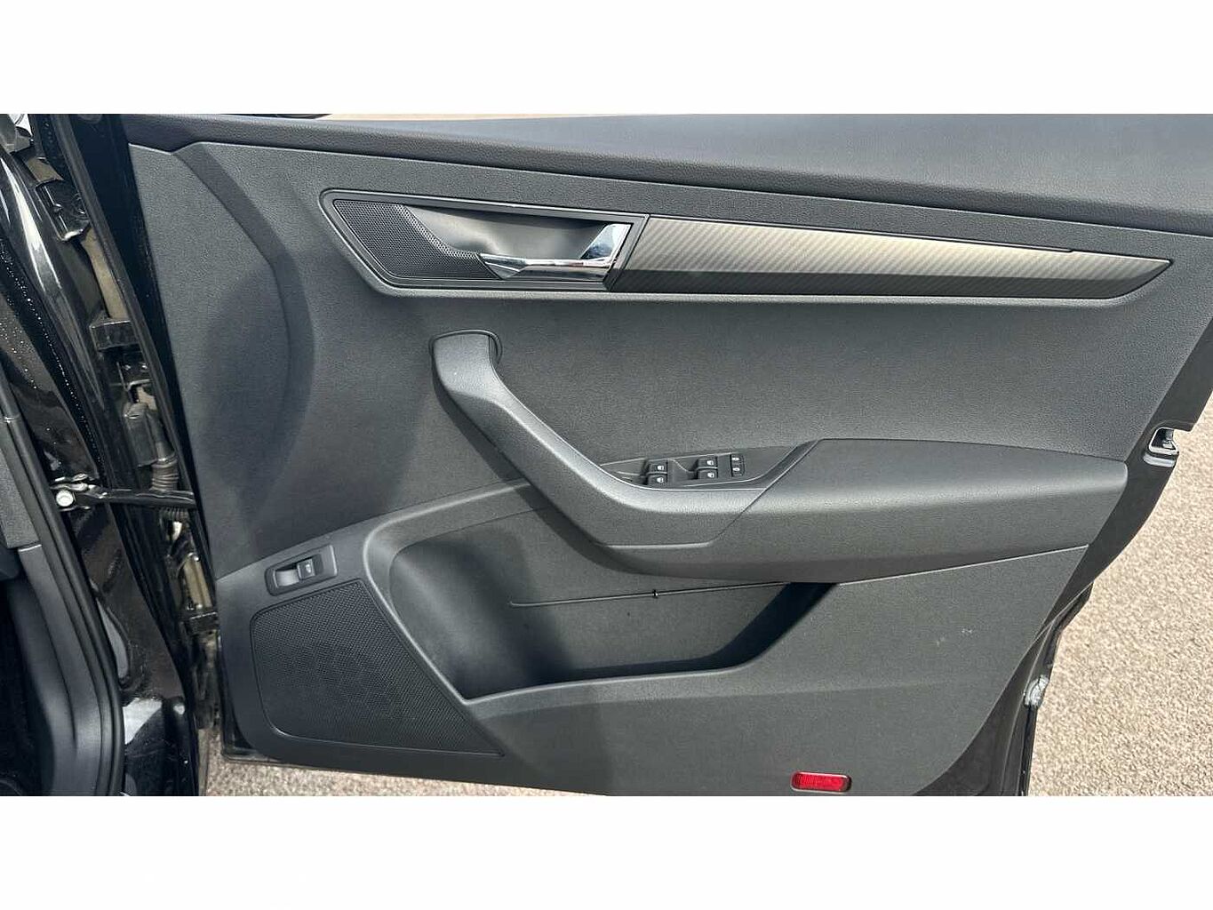 SKODA KAROQ 1.5 TSI Sportline 5dr