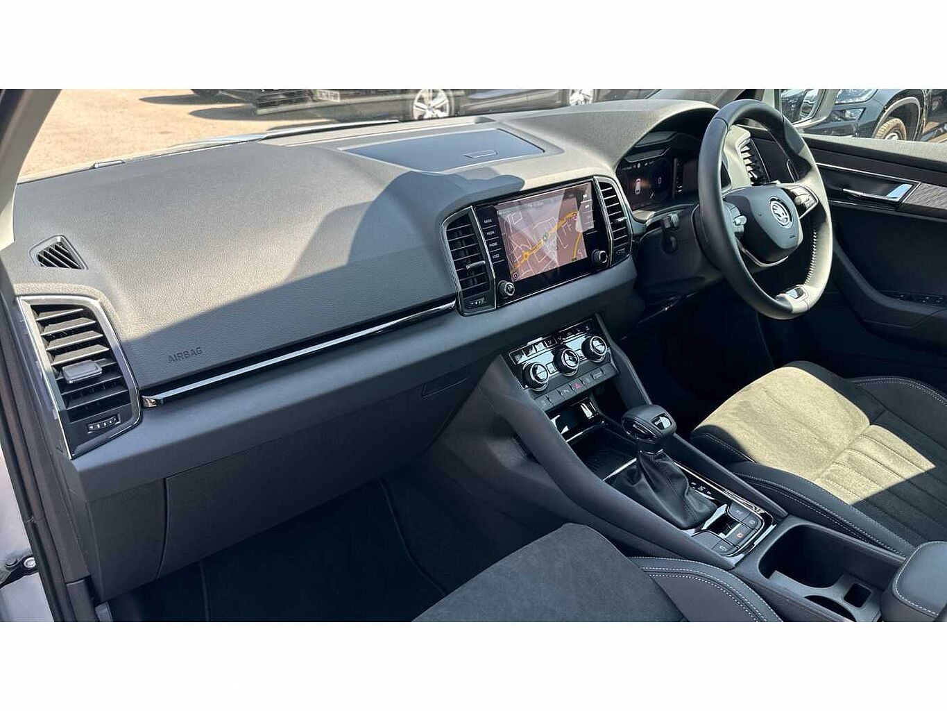 SKODA Karoq SUV 1.5 TSI (150ps) SE L ACT DSG