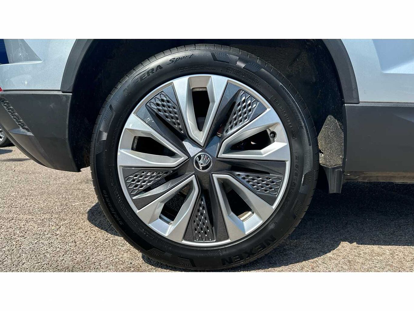 SKODA Karoq SUV 1.5 TSI (150ps) SE L ACT DSG