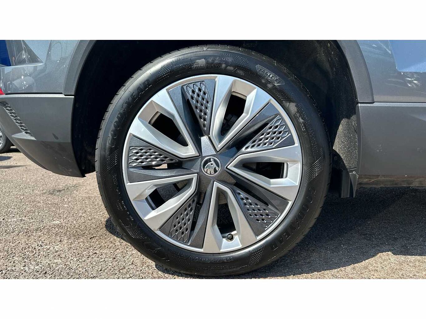 SKODA KAROQ 1.5 TSI SE L 5dr