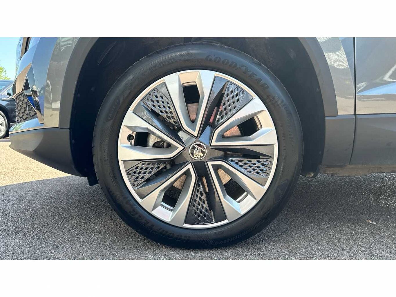 SKODA KAROQ 1.5 TSI SE L 5dr