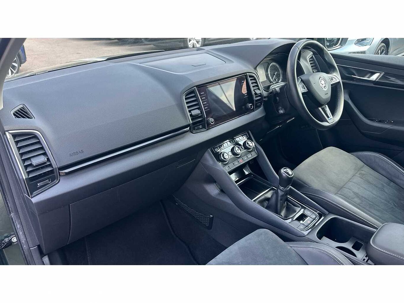 SKODA Karoq SUV 1.5 TSI (150ps) SE L ACT