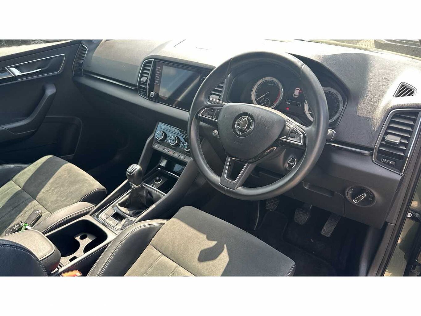 SKODA Karoq SUV 1.5 TSI (150ps) SE L ACT
