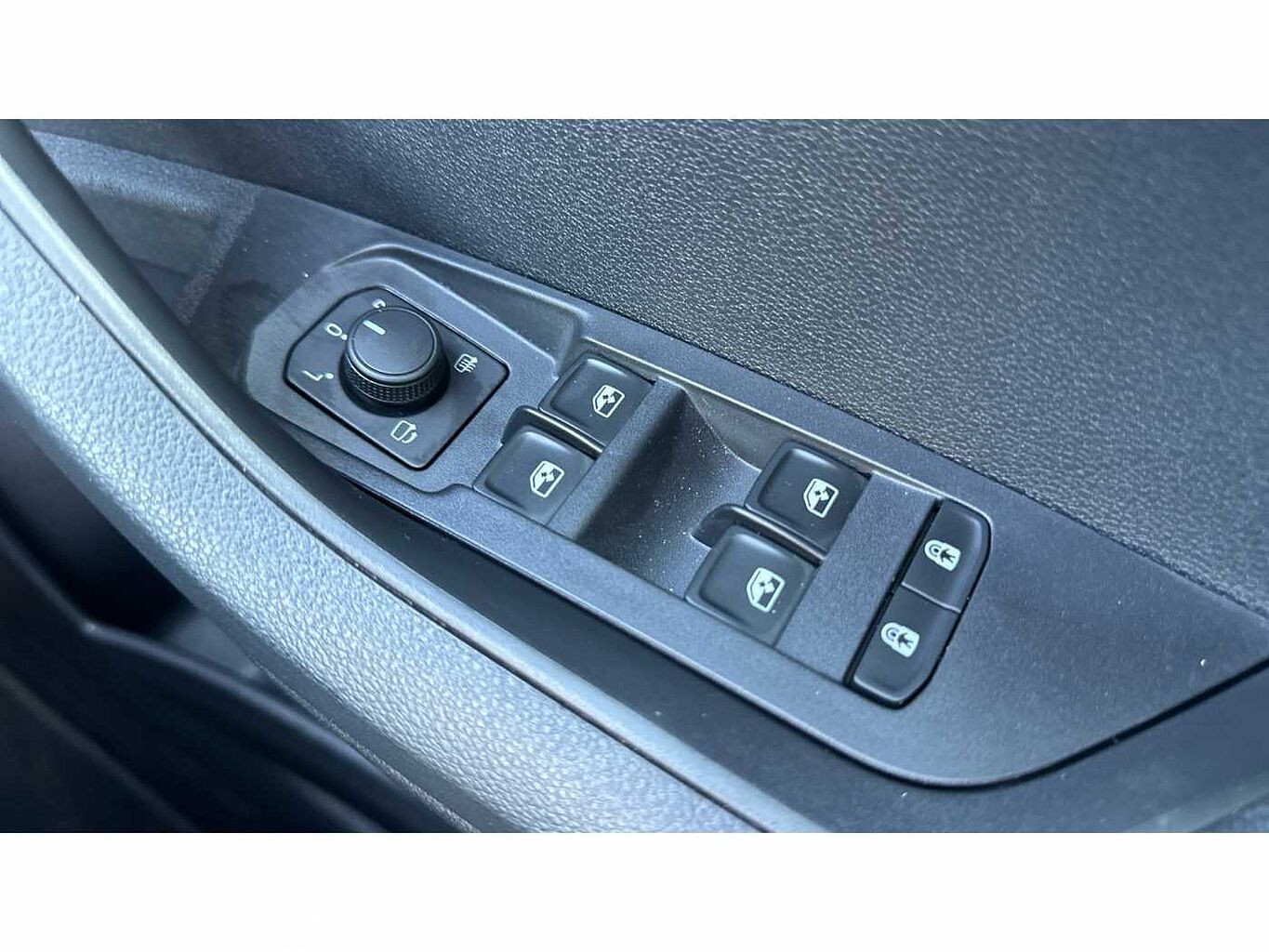 SKODA Karoq SUV 1.5 TSI (150ps) SportLine ACT