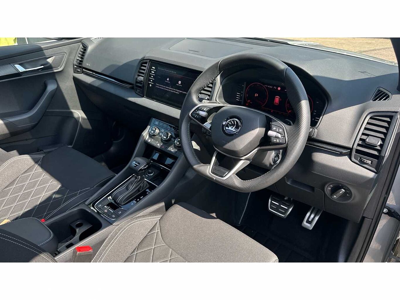 SKODA Karoq SUV 2.0 TSI (190ps) 4X4 SportLine DSG