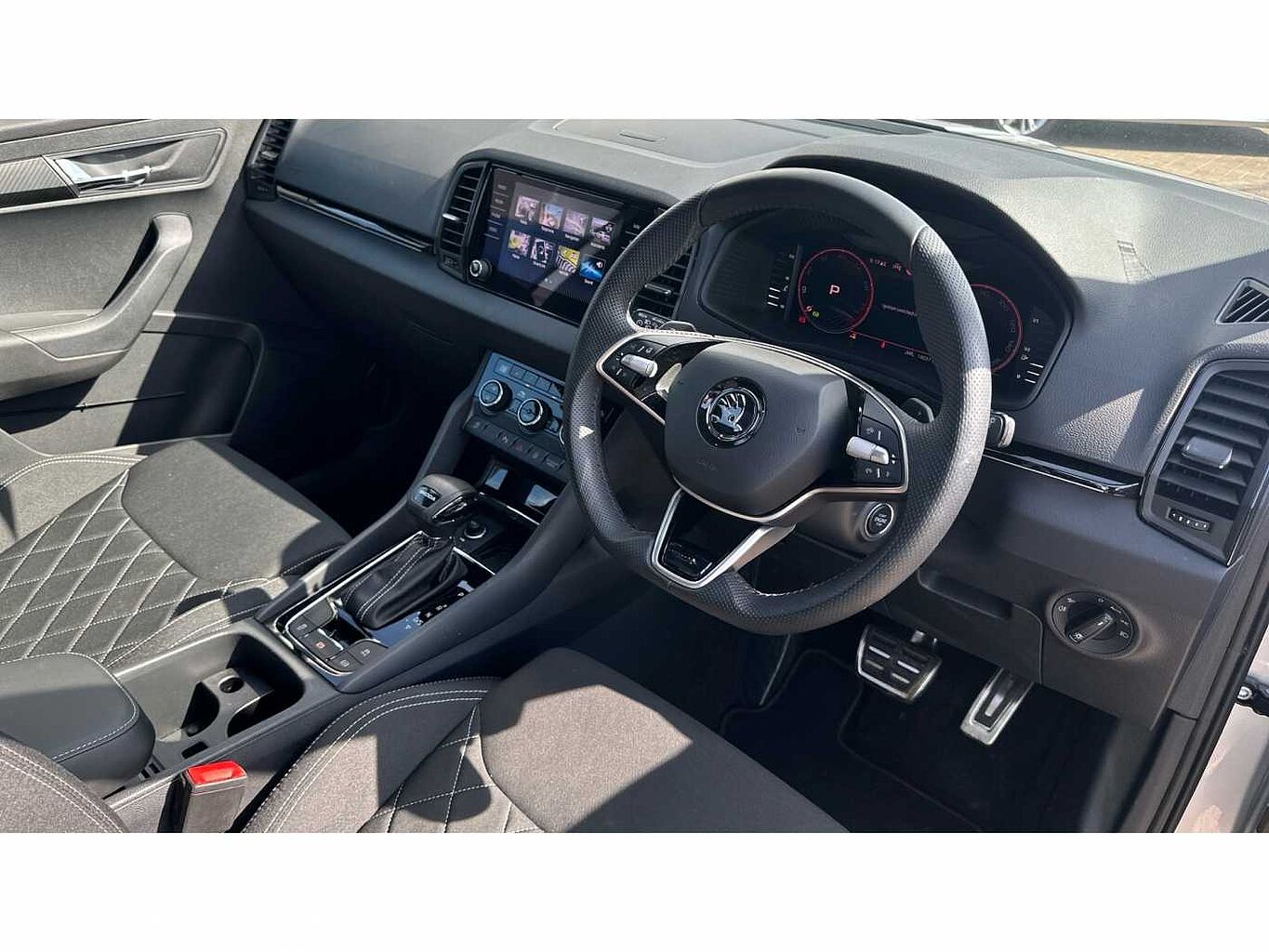 SKODA Karoq SUV 1.5 TSI (150ps) SportLine ACT
