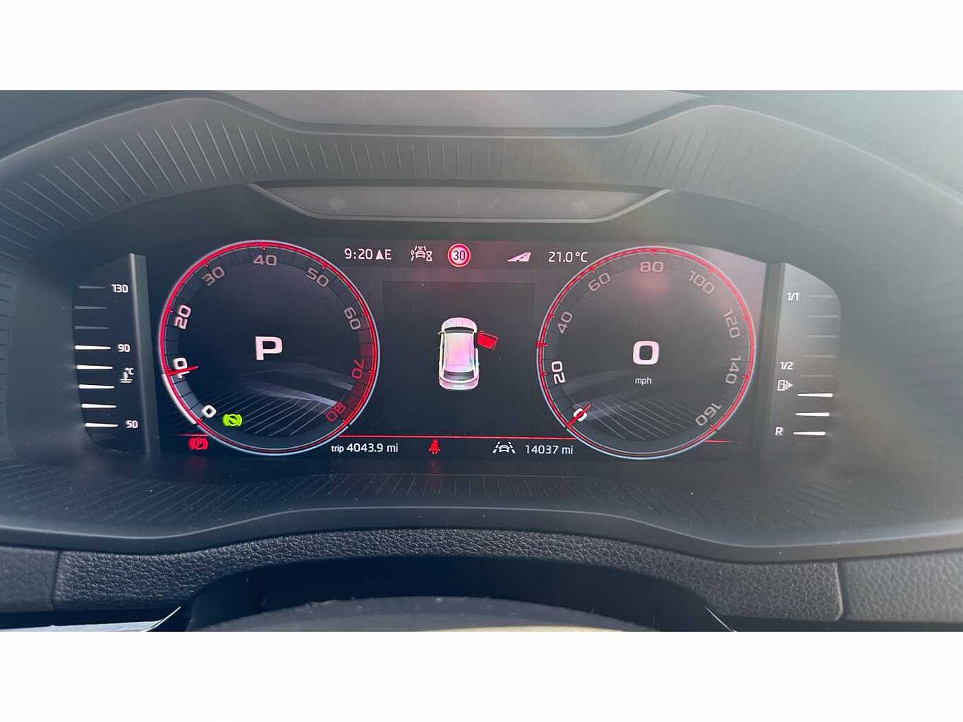 SKODA Karoq SUV 1.5 TSI (150ps) SportLine ACT