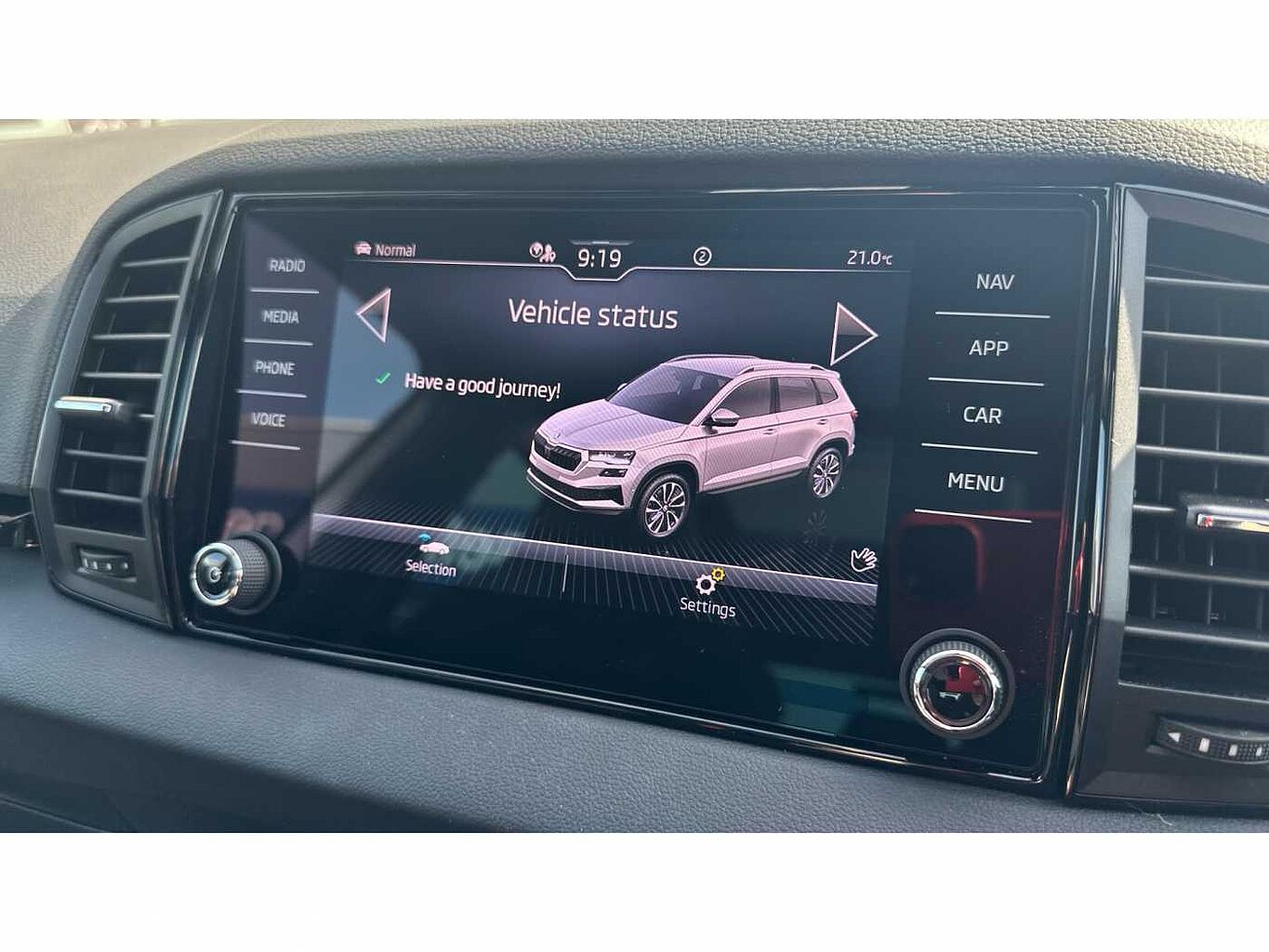 SKODA Karoq SUV 1.5 TSI (150ps) SportLine ACT