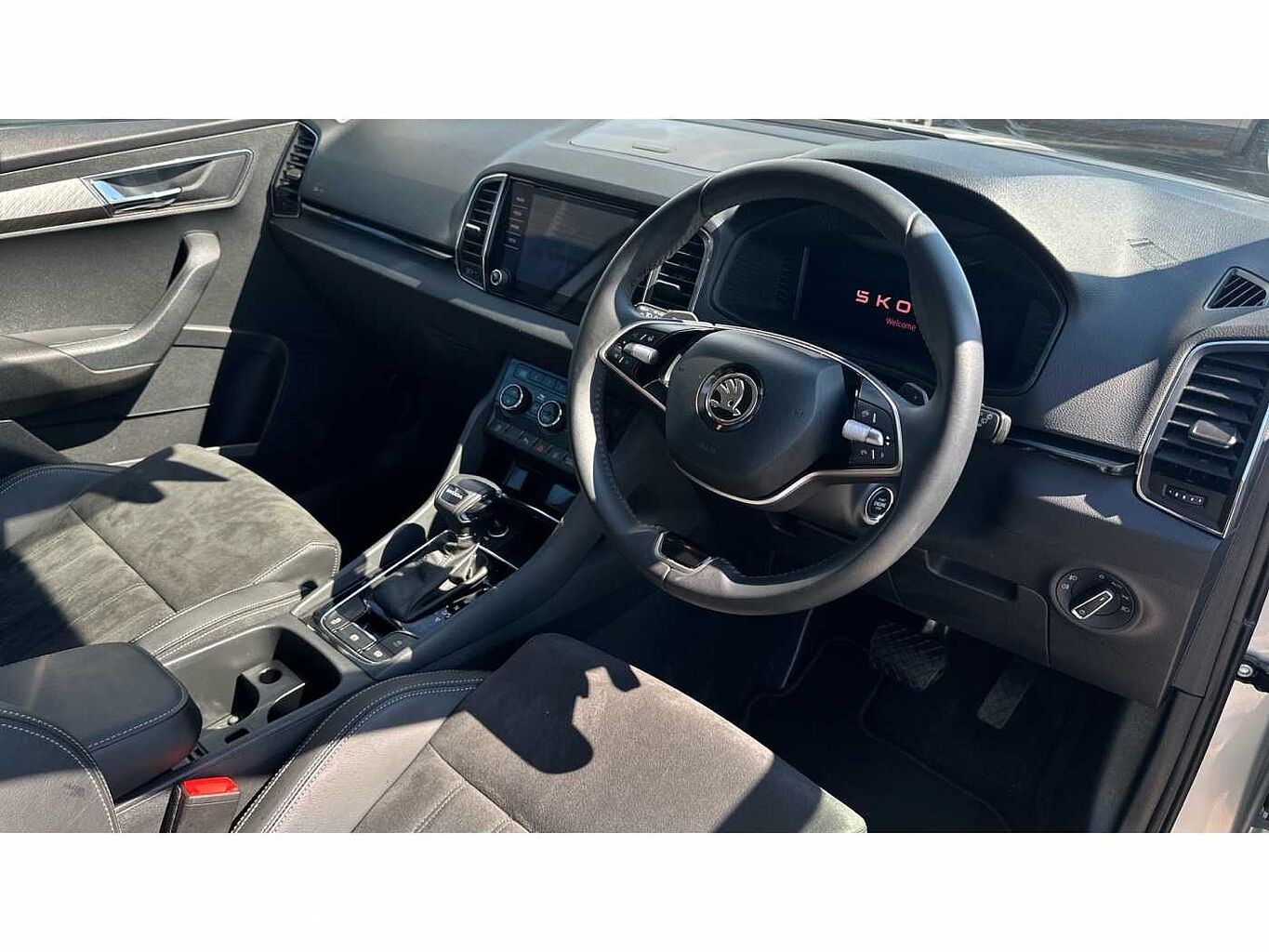 SKODA Karoq SUV 1.5 TSI (150ps) SE L ACT DSG