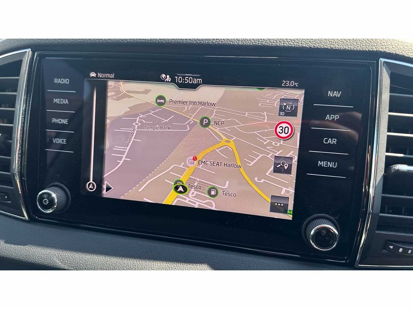 SKODA Karoq SUV 1.5 TSI (150ps) SE L ACT DSG